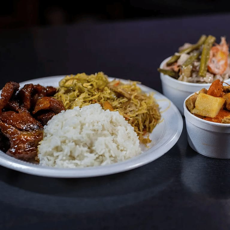 Delicious Dinner Options at Our Filipino Restaurant